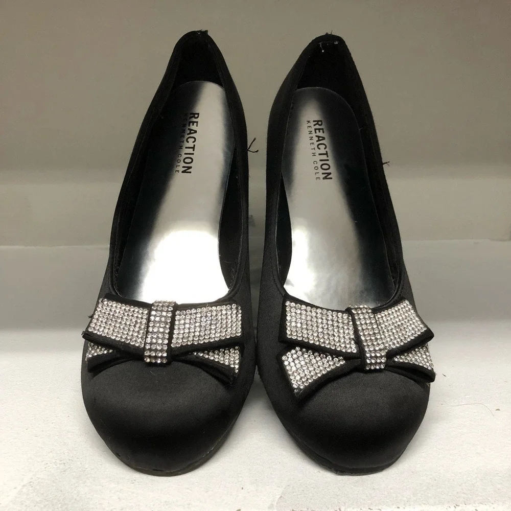 Kenneth Cole Reaction Kids Black Satin‎ Rhinestone Bow Heels Girls Dress Shoes